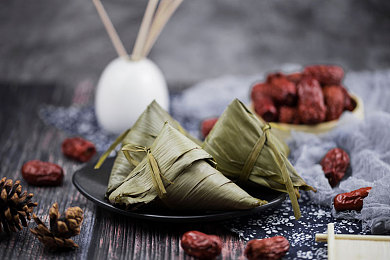 午夜直播：午夜直播揭秘：挑战与机遇并存，道德规范与观众健康成焦点-2