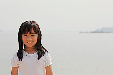 女儿5中汉字晋通话：5岁小女孩晋通话《三字经》惊艳众人，家庭教育成就语言天赋-4