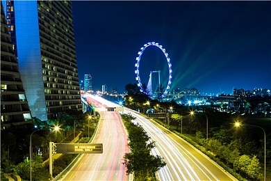 天堂a：未来科技与自然和谐共生的梦想之地-2