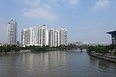 成人A∨：认证∨多元，终身学习新篇章-2