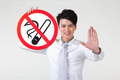 女高中体罚室脱裤子打屁股：体罚室揭秘：女高中脱裤打屁股的真实体验之旅-4